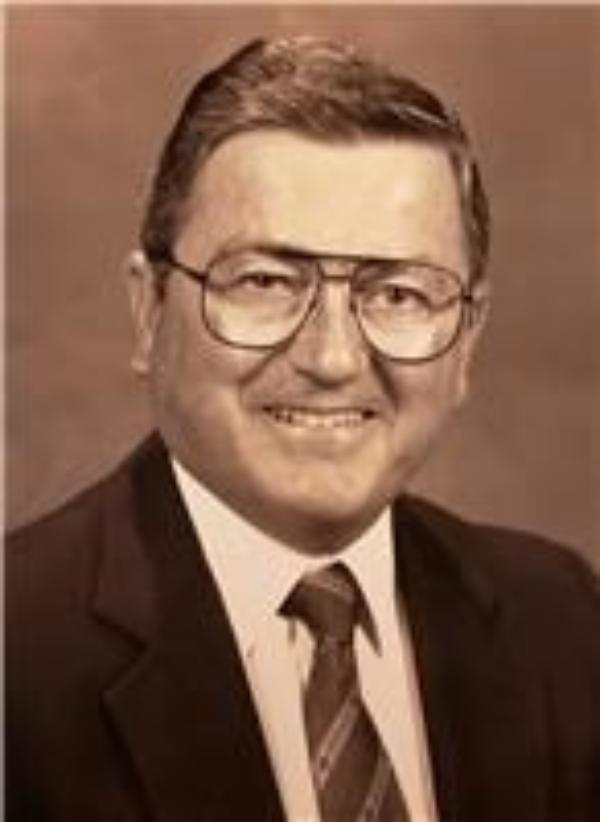 William Comstock ”Mac” MacFarland